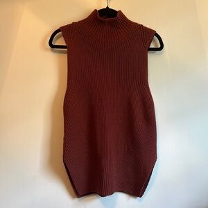 Mock neck sleeveless sweater - perfect for fall 🍁